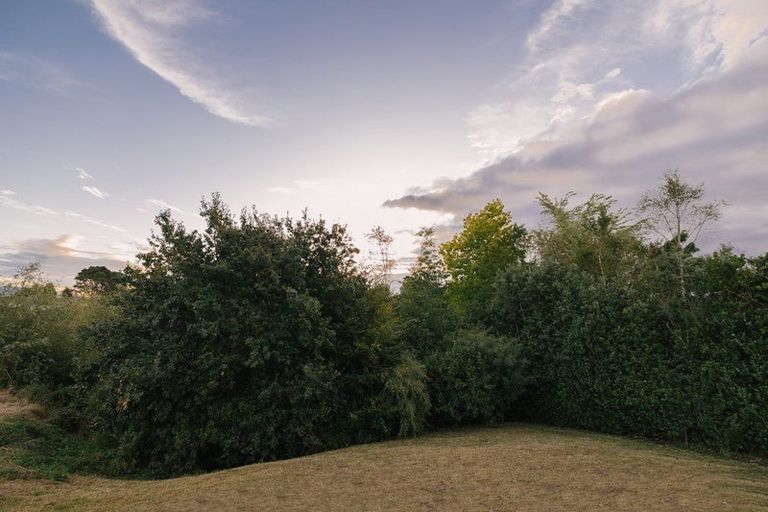 Photo of property in 22a La Lena Grove, Fitzherbert, Palmerston North, 4410