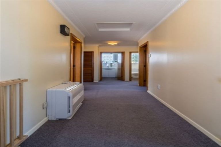 Photo of property in 135 Wakari Road, Helensburgh, Dunedin, 9010
