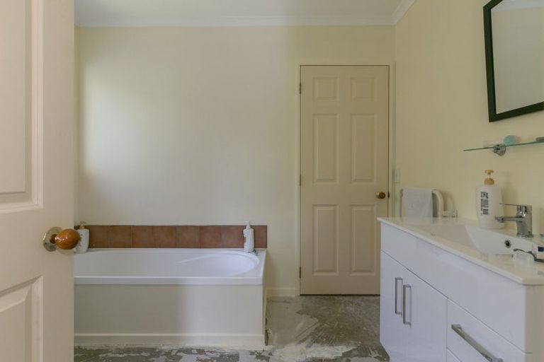 Photo of property in 61 Kiddle Drive, Hilltop, Taupo, 3330