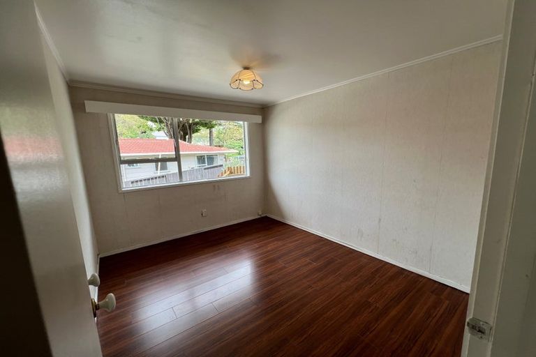 Photo of property in 3 Kerria Place, Sunnynook, Auckland, 0620