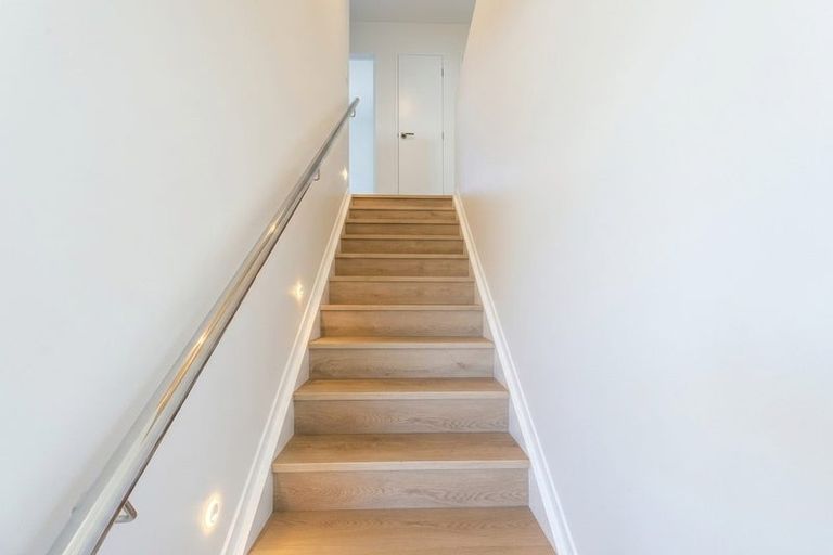 Photo of property in 23a Crosby Road, West Harbour, Auckland, 0618