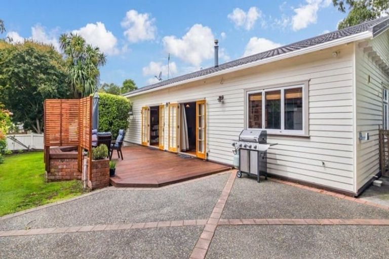 Photo of property in 10 Gloucester Street, Silverstream, Upper Hutt, 5019