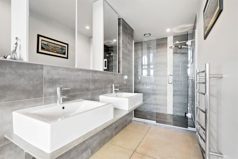 Photo of property in 318 Stoney Creek Road, Kaukapakapa, 0873