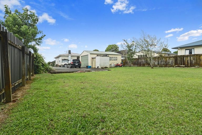 Photo of property in 90 Helvetia Road, Pukekohe, 2120