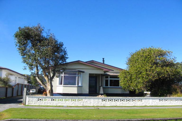 Photo of property in 7 Byron Street, Greymouth, 7805