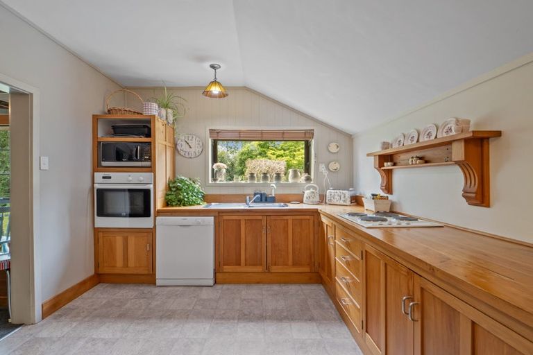 Photo of property in 40 Saint James Street, Southbridge, 7602