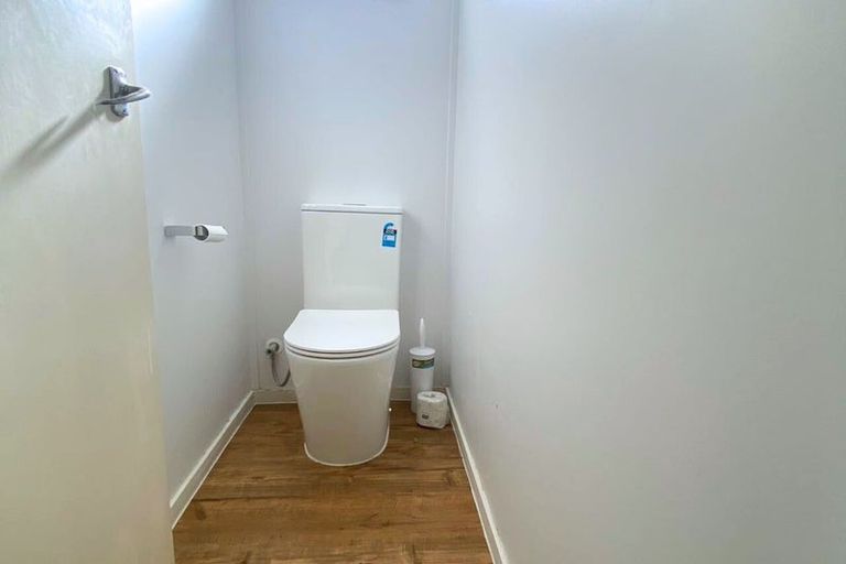 Photo of property in 5 Opal Avenue, Pakuranga, Auckland, 2010