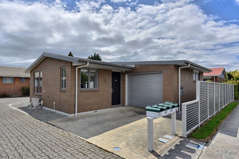 Photo of property in 23d Canning Street, Gore, 9710