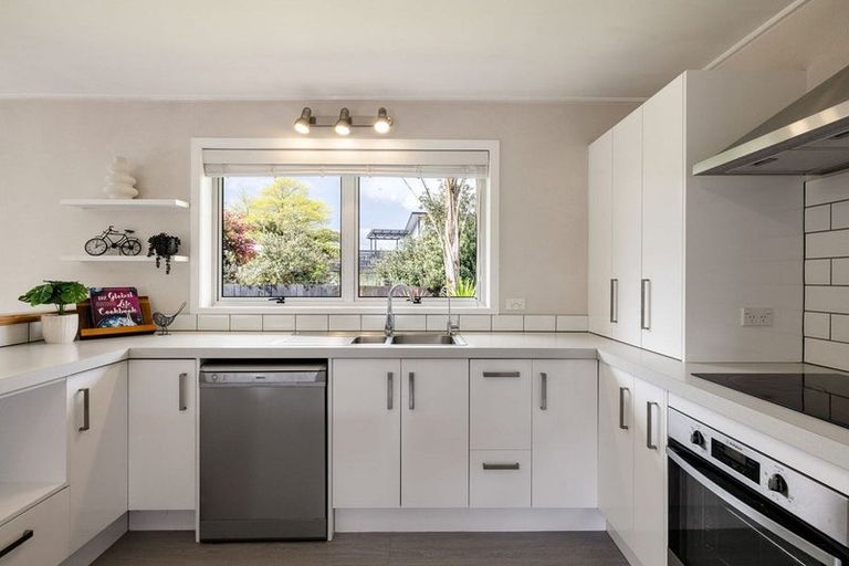 Photo of property in 17 Buckland Place, Cambridge, 3434