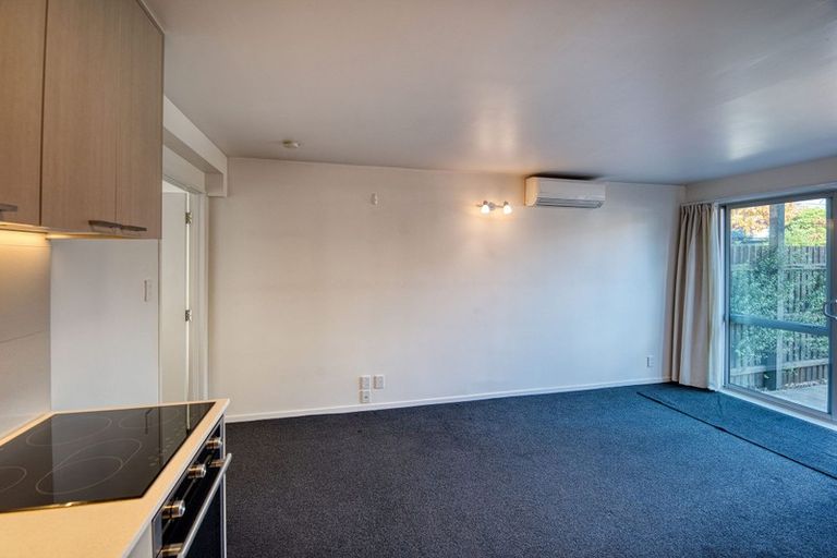 Photo of property in 2/290 Barbadoes Street, Christchurch Central, Christchurch, 8011