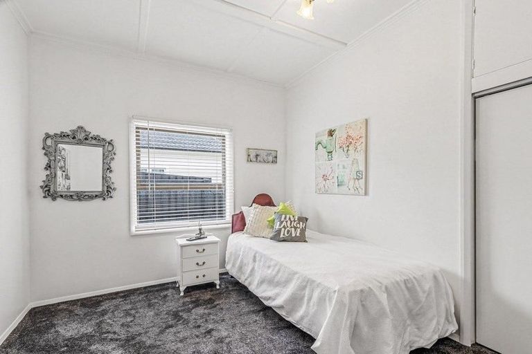 Photo of property in 18 Godwin Crescent, College Estate, Whanganui, 4500