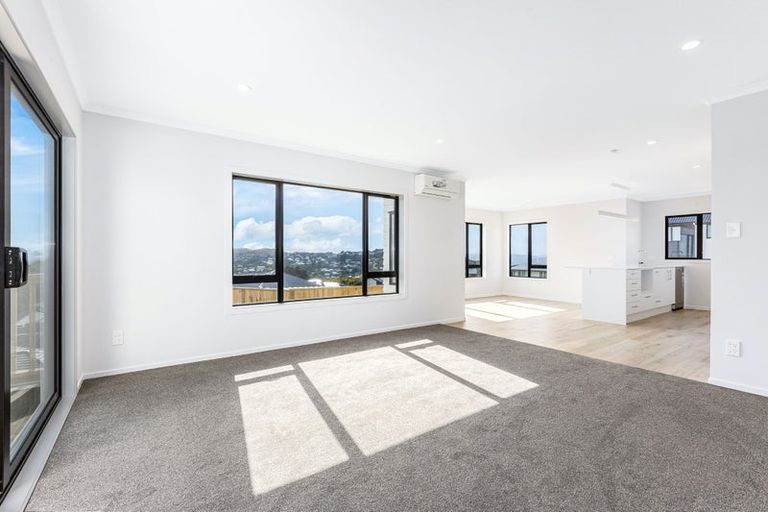 Photo of property in 9 Boeing Way, Newlands, 6037