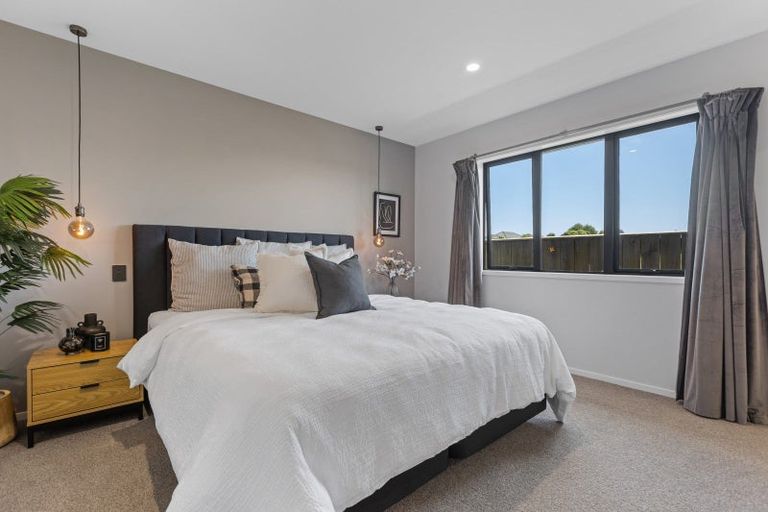Photo of property in 60 Cyrus Street, Whalers Gate, New Plymouth, 4310
