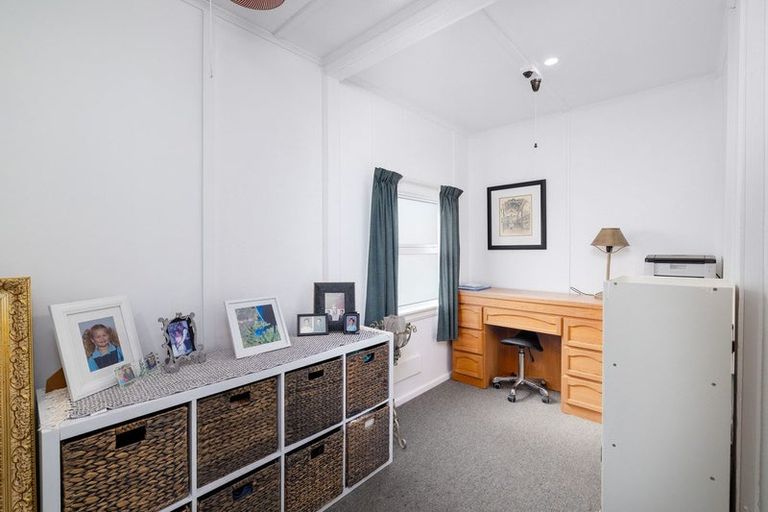 Photo of property in 17 Whero Avenue, Diamond Harbour, Lyttelton, 8971