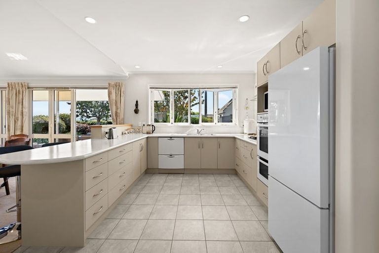 Photo of property in 64a Rototuna Road, Rototuna, Hamilton, 3210