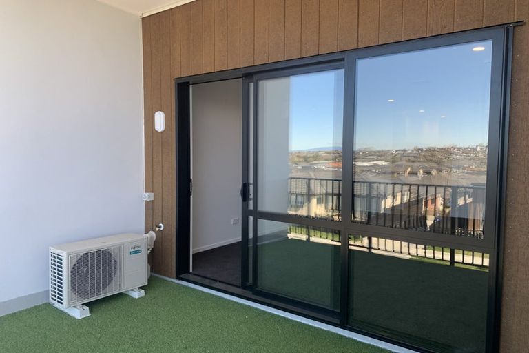 Photo of property in 5/61 Pragma Rise