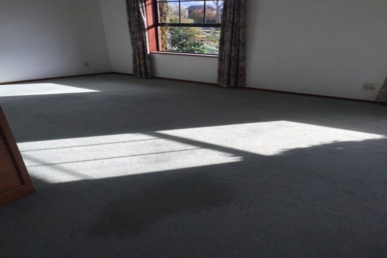 Photo of property in 31 Sayers Crescent, Ilam, Christchurch, 8041