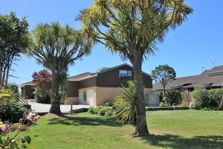 Photo of property in 58 Gladstone Road North, Mosgiel, 9024