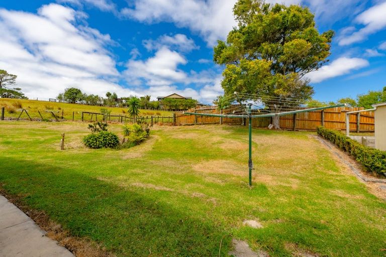 Photo of property in 14b Wairere Road, Waitakere, Henderson, 0782