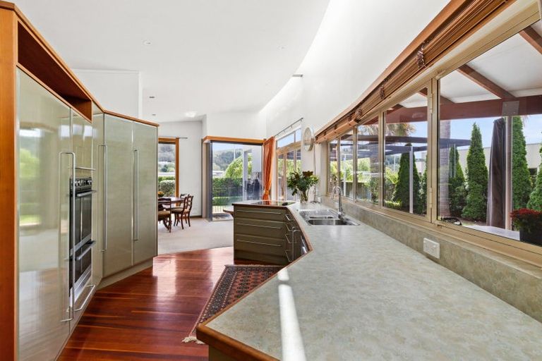 Photo of property in 207 Avenue Road, Greenmeadows, Napier, 4112