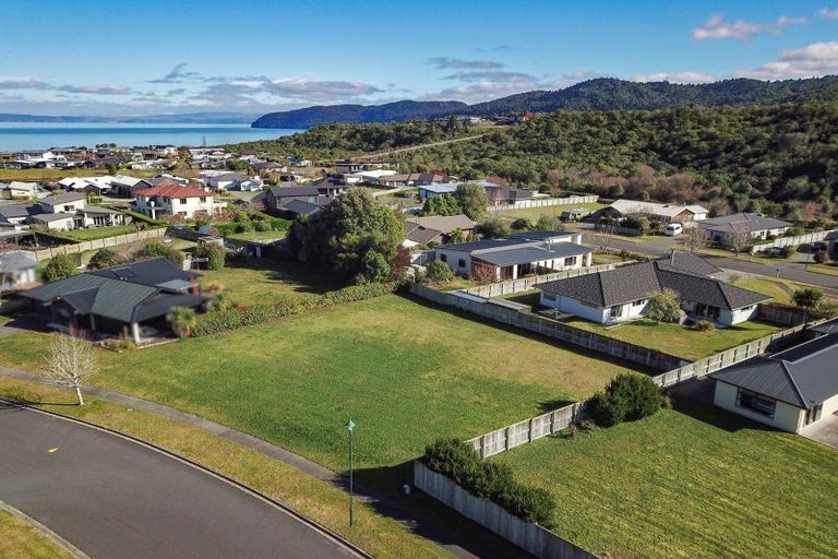 Photo of property in 68 Montgomery Crescent, Kinloch, Taupo, 3377