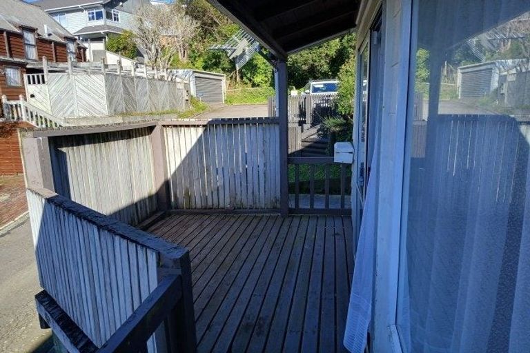 Photo of property in 4a Sarah Way, Crofton Downs, Wellington, 6035