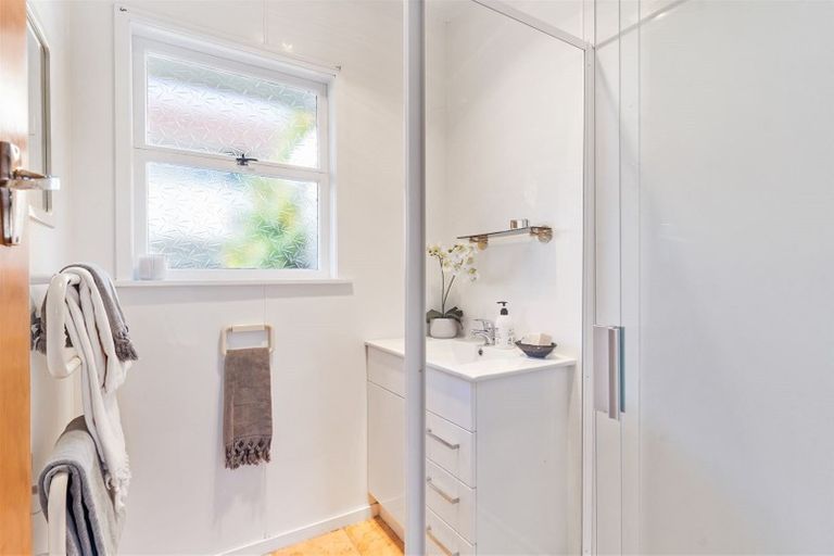 Photo of property in 3/24 Bute Road, Browns Bay, Auckland, 0630