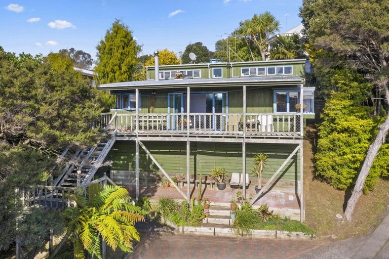 Photo of property in 44 Cross Street, Raglan, 3225