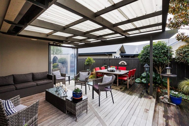 Photo of property in 3 Lourie Way, Fitzherbert, Palmerston North, 4410