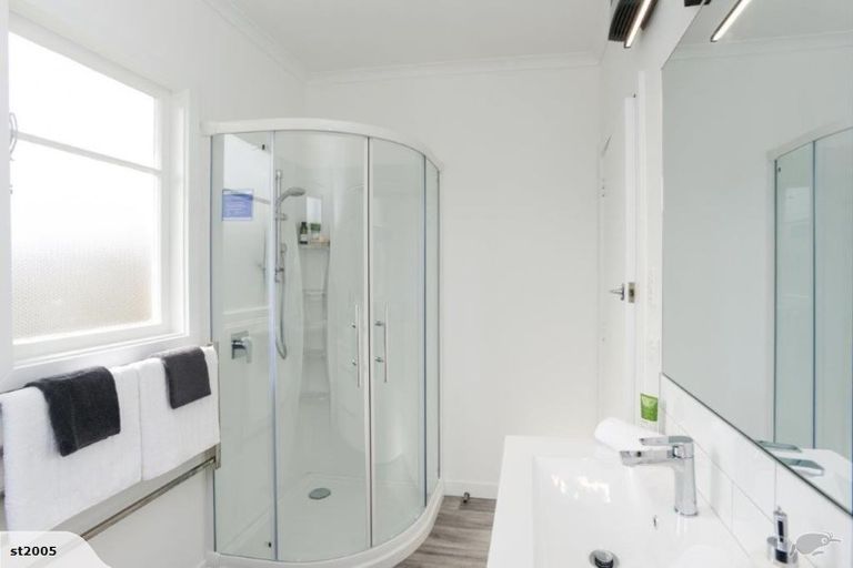 Photo of property in 400 Park Road North, Parkvale, Hastings, 4122