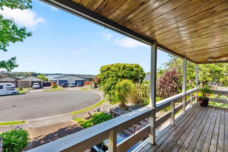 Photo of property in 38 Endeavour Avenue, Welcome Bay, Tauranga, 3112