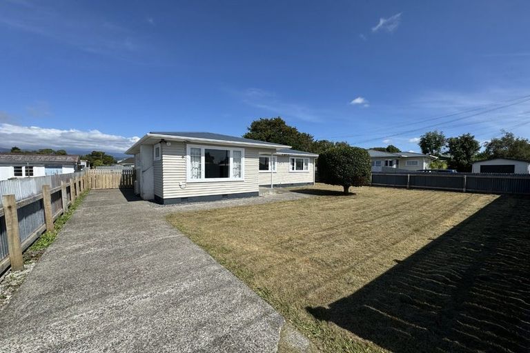 Photo of property in 3 Reeve Street, Levin, 5510