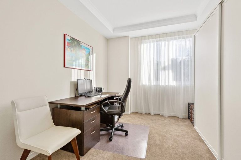 Photo of property in 164 Landmark Terrace, Orewa, 0931