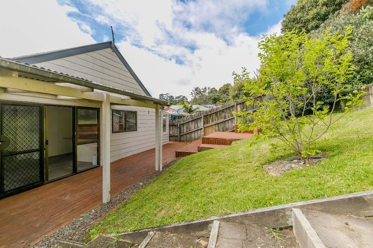 Photo of property in 68 Powrie Street, Glenfield, Auckland, 0629