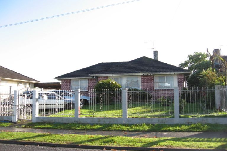 Photo of property in 33 Tyrone Street, Otara, Auckland, 2023