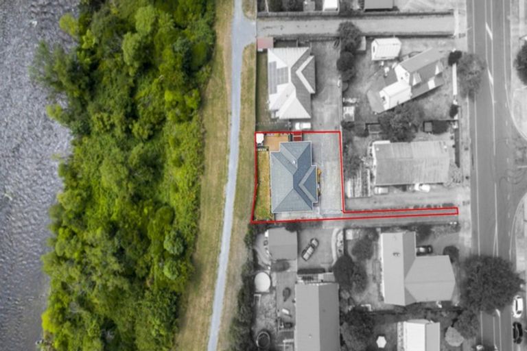 Photo of property in 39b Gemstone Drive, Birchville, Upper Hutt, 5018