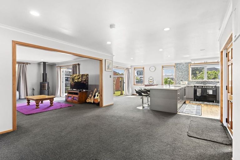 Photo of property in 46a Barrett Road, Whalers Gate, New Plymouth, 4310