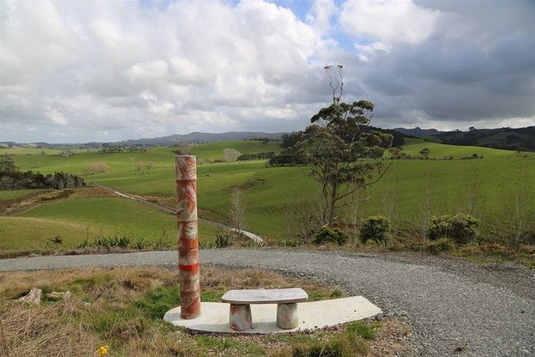 Photo of property in 37 Laly Haddon Place, Matakana, 0985