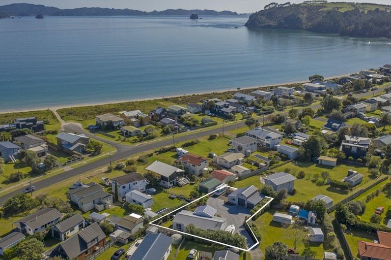 Photo of property in 9 Charles Green Drive, Cooks Beach, Whitianga, 3591