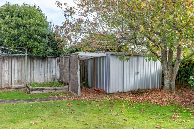 Photo of property in 14 Easton Way, Levin, 5510