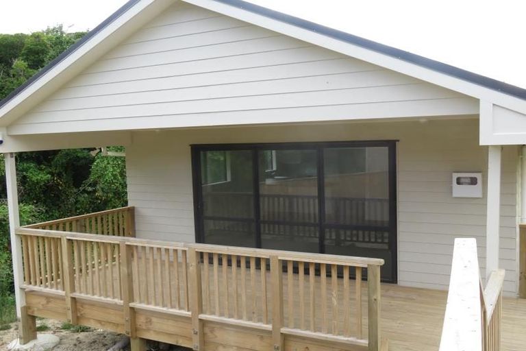 Photo of property in 8a Puaha Street, Takapuwahia, Porirua, 5022