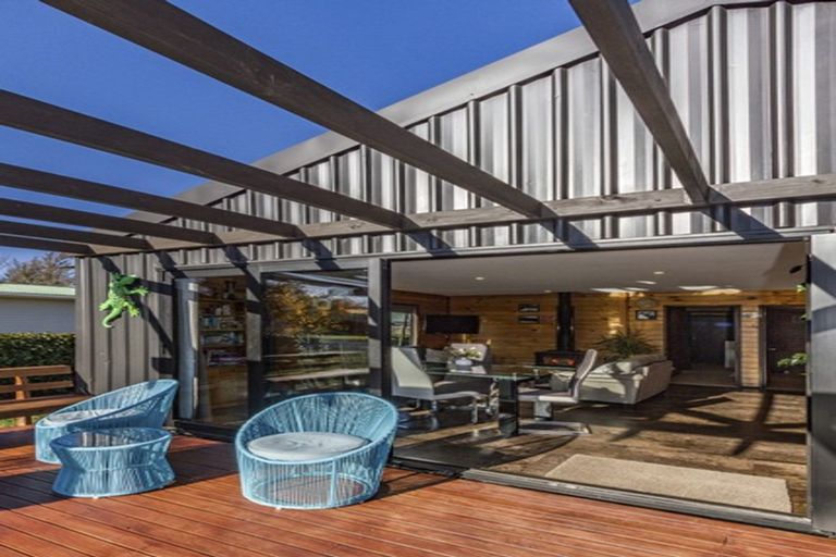 Photo of property in 100 Goldfinch Street, Ohakune, 4625