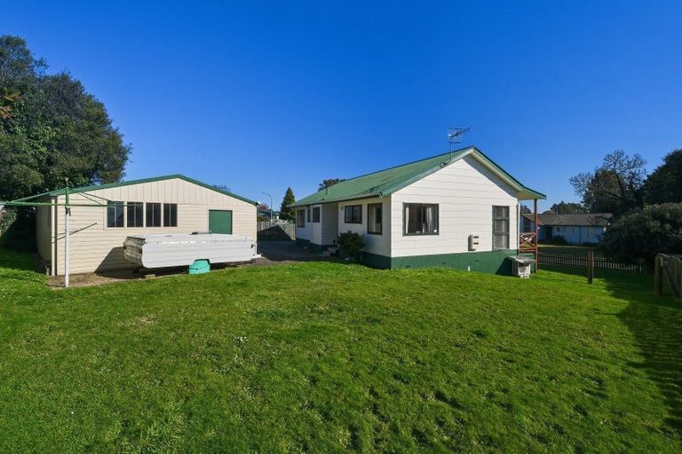 Photo of property in 35 Rewarewa Street, Owhata, Rotorua, 3010