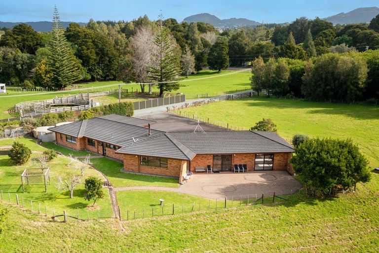 Photo of property in 220 Ngunguru Road, Glenbervie, Whangarei, 0173