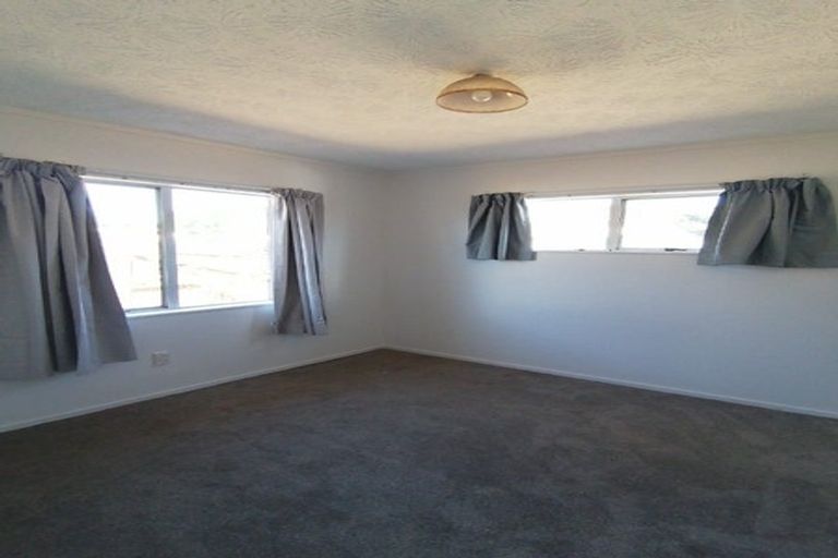 Photo of property in 9 Greenstone Place, Clover Park, Auckland, 2019