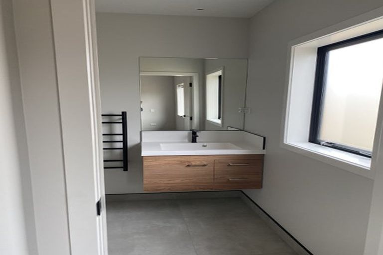 Photo of property in 2/84 Endeavour Avenue, Flagstaff, Hamilton, 3210