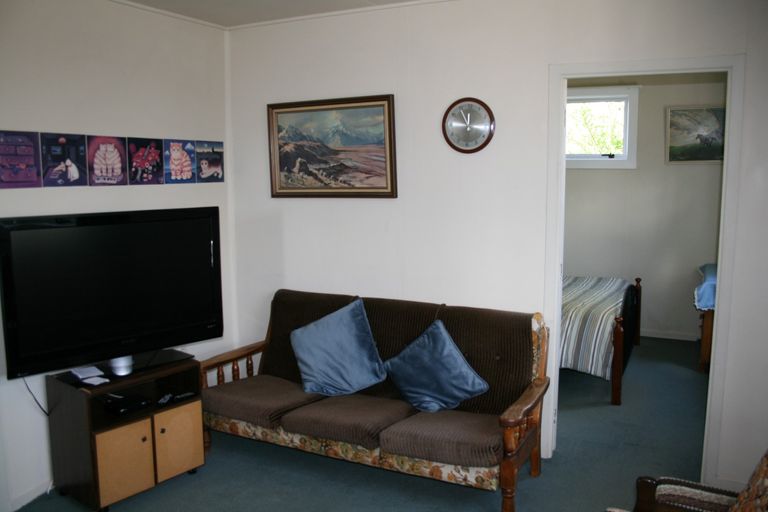 Photo of property in 13 Dusky Place, Twizel, 7901