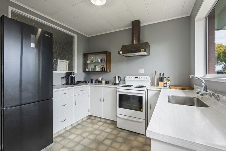 Photo of property in 1a Bristol Crescent, Roslyn, Palmerston North, 4414