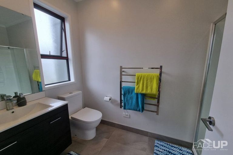 Photo of property in 6 Sidney Wallingford Way, Hobsonville, Auckland, 0616