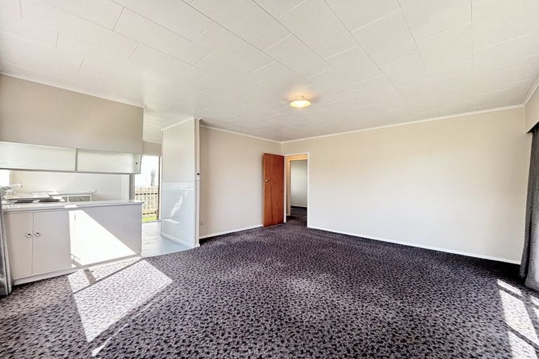 Photo of property in 3/12 Fraser Street, Wainuiomata, Lower Hutt, 5014